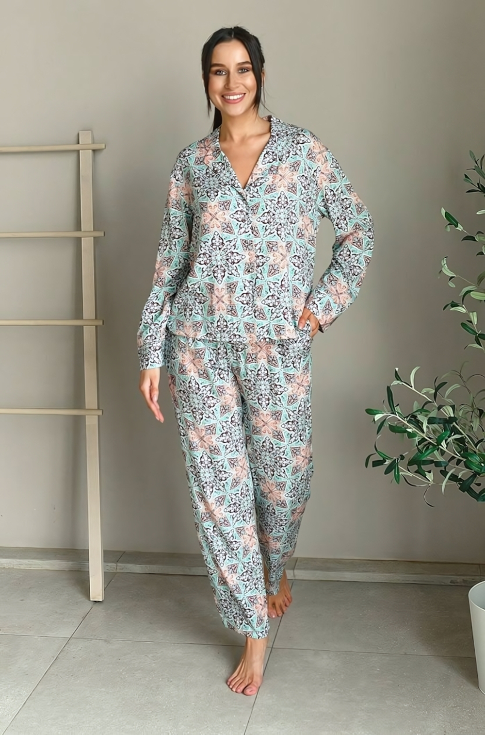 Пижамный комплект Simona (Размер: M) (Цвет: разноцветный)