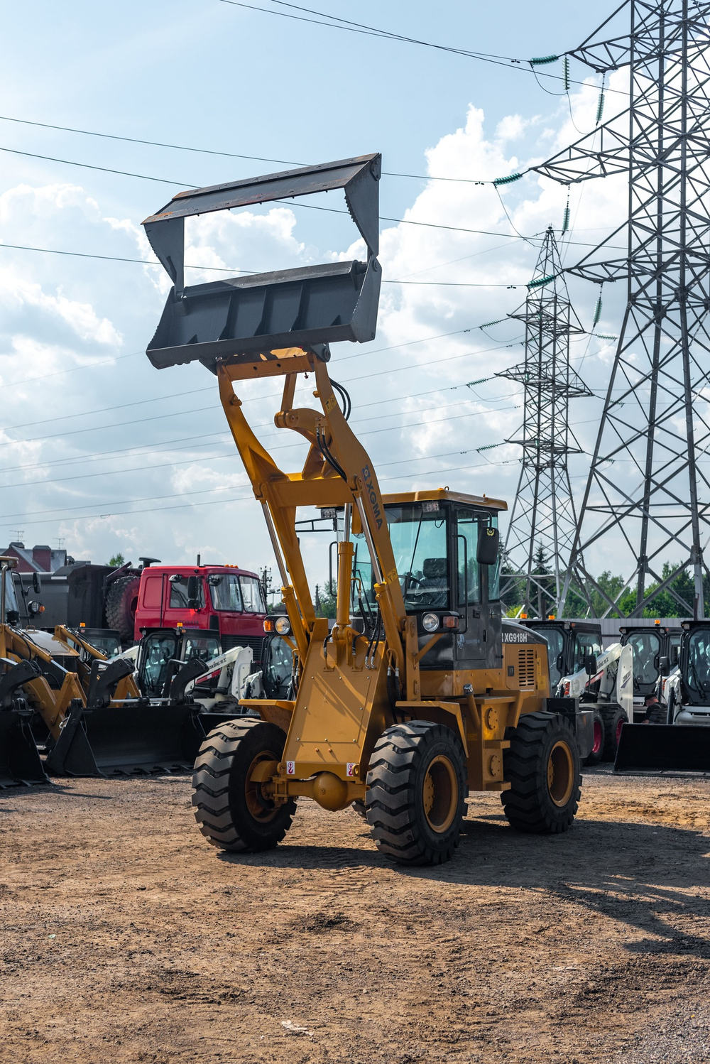 Фронтальный погрузчик XGMA XG 918