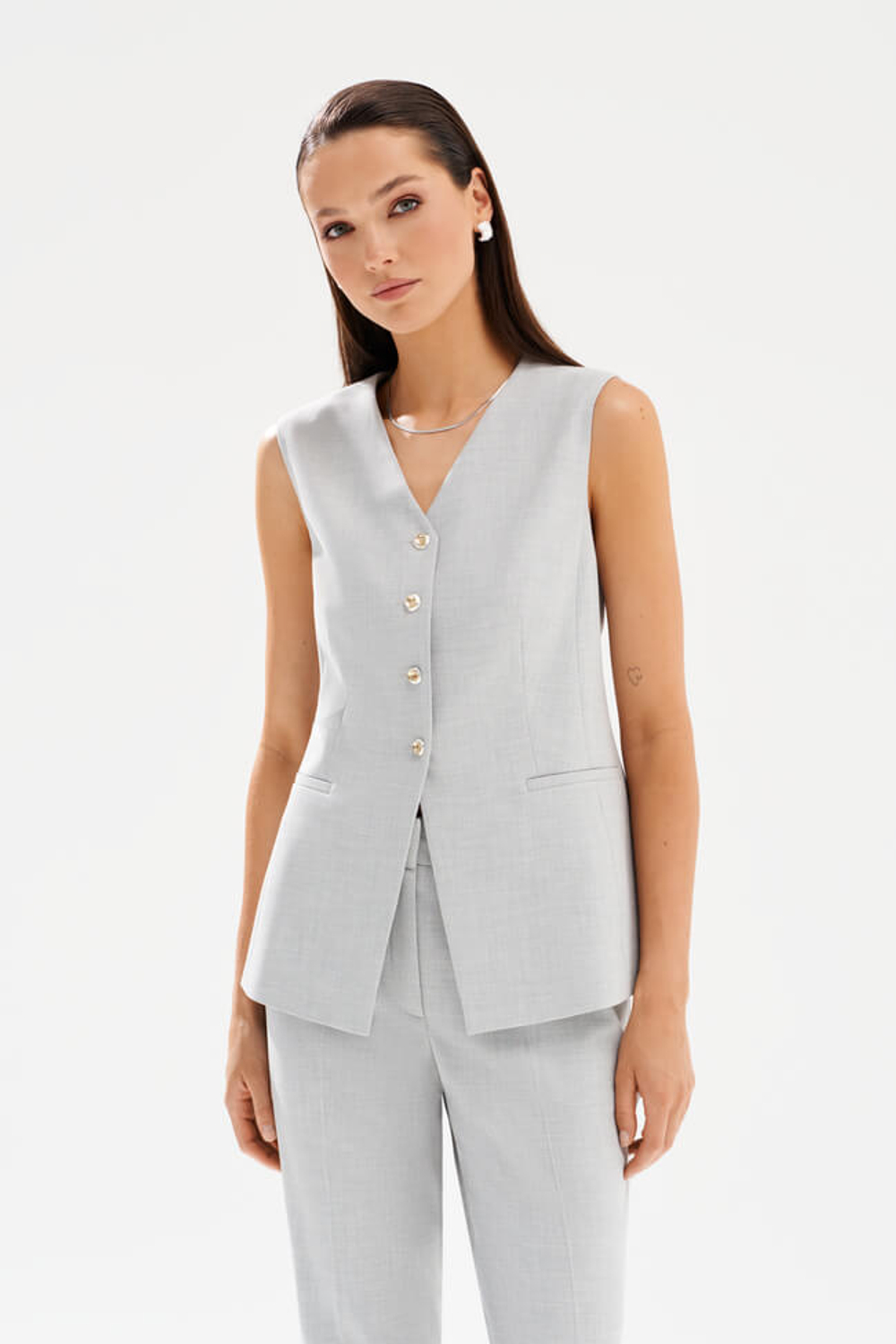 1992 Жилет женский (серый меланж)