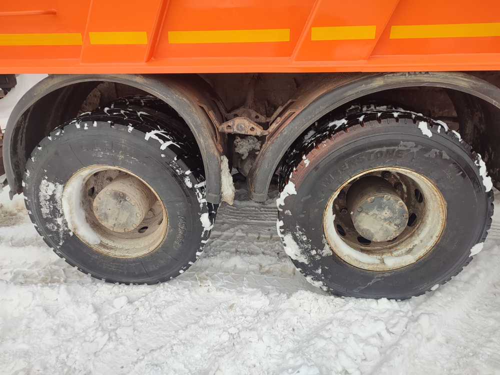 КамАЗ 6520 6x4 Самосвал 6520-3026012-53 (Дизельный, 11,7 л, 400 л.с., МТ)