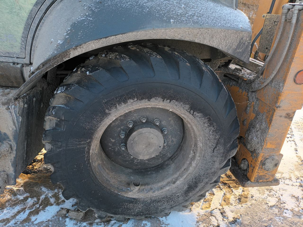 Case 851* Экскаватор-погрузчик 851 FX-4WD PLUS (Дизельный, 6.7 л, 97 л.с. АТ)