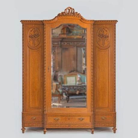 Винтаж: Шкаф в стиле Людовика XVI