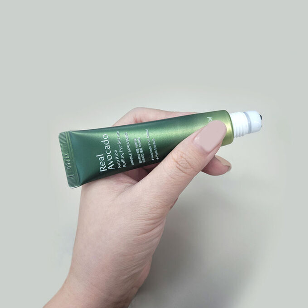 Питательная сыворотка-роллер для кожи вокруг глаз с авокадо FarmStay Real Avocado Nutrition Rolling Eye Serum, 25мл