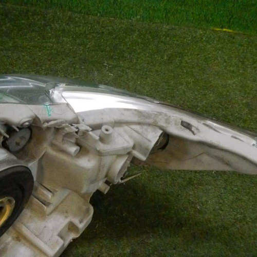 Фара правая Toyota Camry 6 V40 (2006-2009) галоген