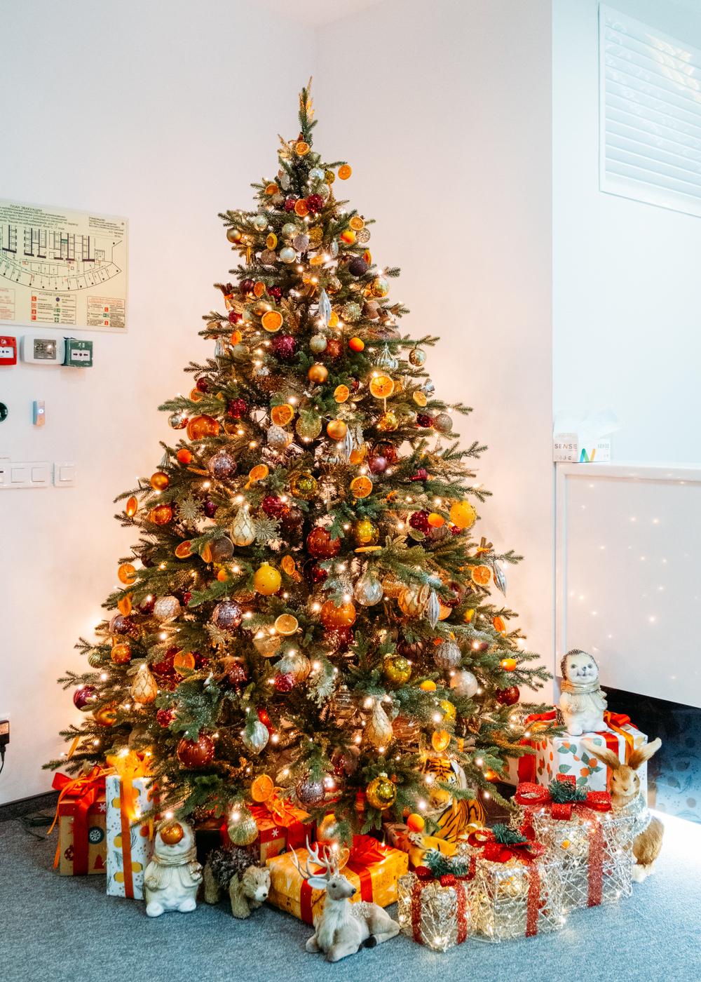 Дизайнерская Ель "Рождественская традиция"