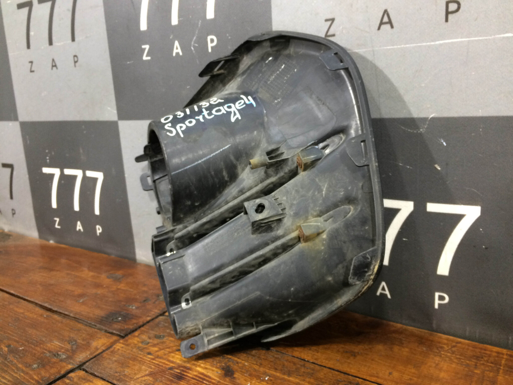 Накладка ПТФ передняя левая Kia Sportage 4 (QL) 16-18 Б/У Оригинал 86521F1100