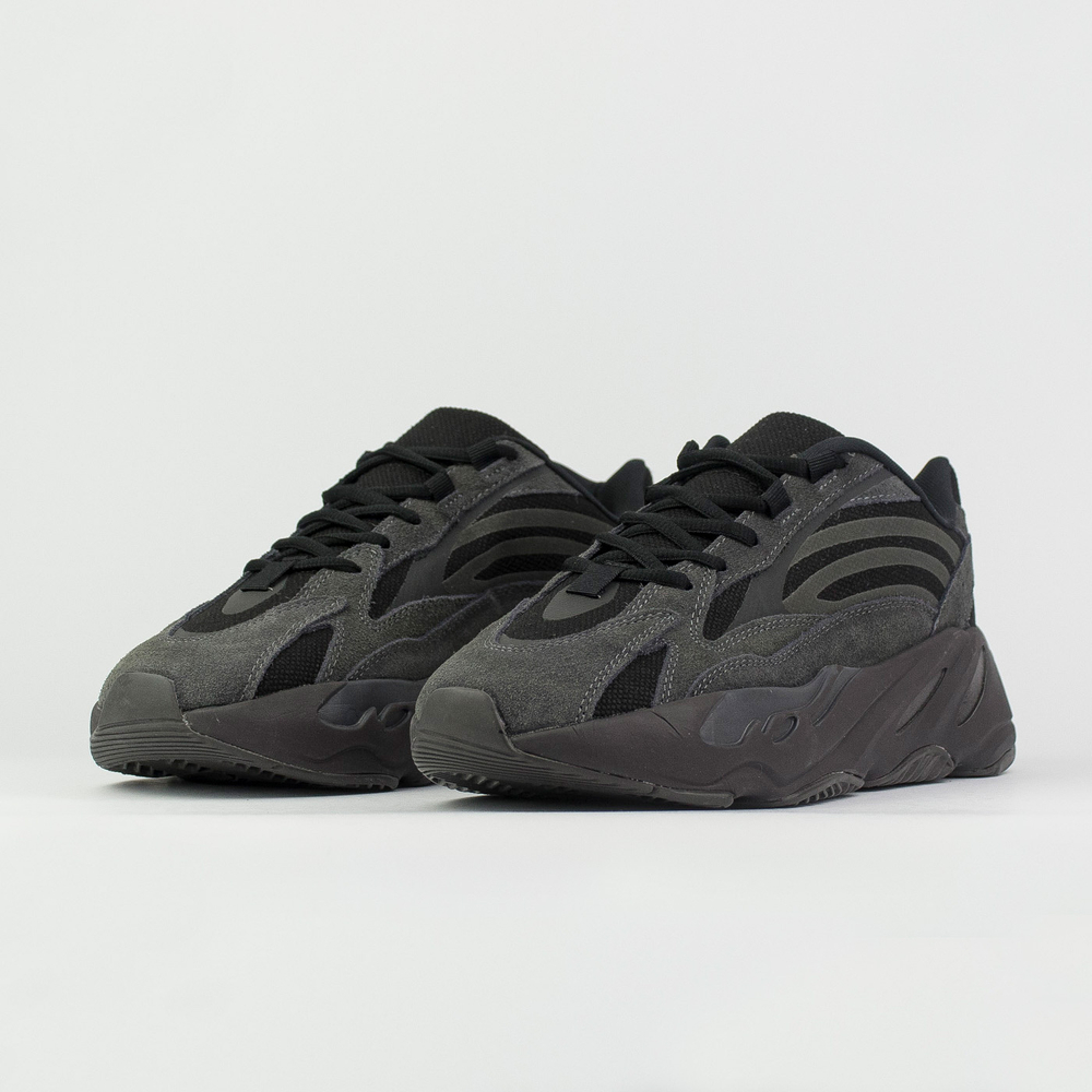 Кроссовки Adidas Yeezy Boost 700 v2 Wmns Vanta