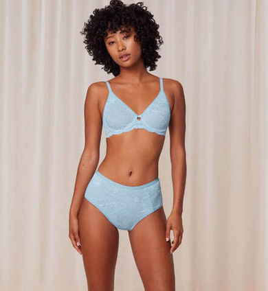 Бюстгальтер Минимайзер Triumph Amourette Charm T W02