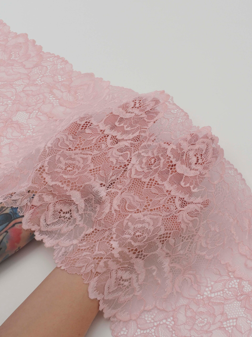 Эластичное кружево для белья пудровое ширина 21 см