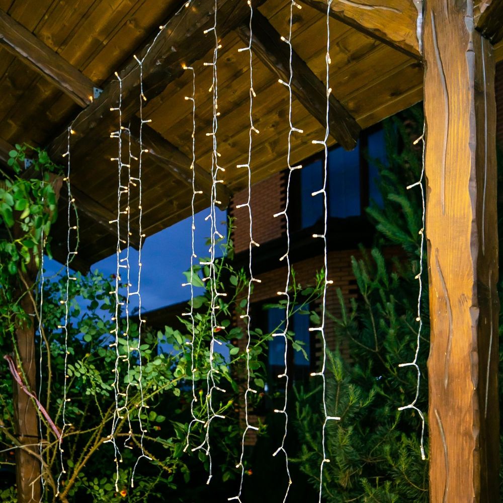 USL-S-131-PT1515 WARM WHITE CURTAIN Садовый занавес на солнечной батарее. 192 светодиода. Теплый белый свет . 1xАА Ni-Mh аккумулятор в-к. IP44. TM Uniel.