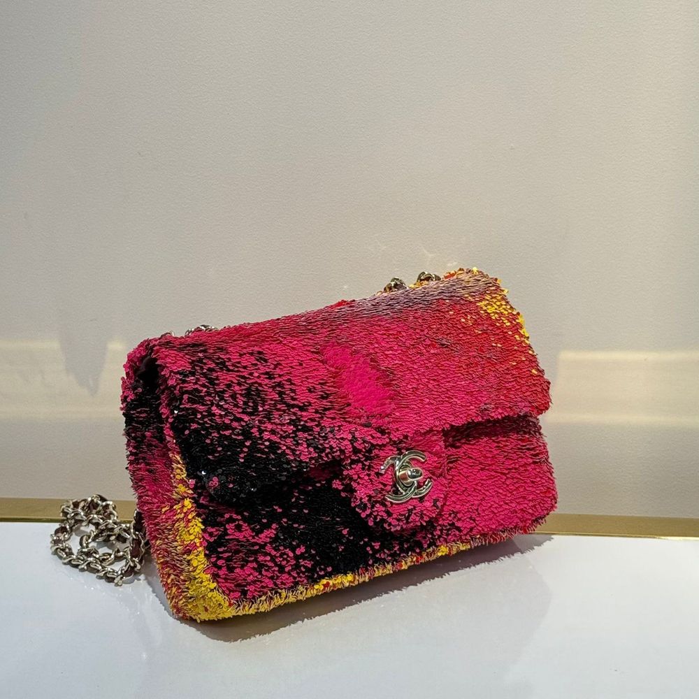 Солнцезащитные очки CHANEL