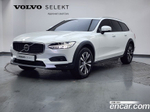 Volvo V90 Cross Country B5 Plus AWD (11.2023)