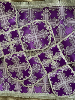Покровцы фиолетовые с серебром из шелка.