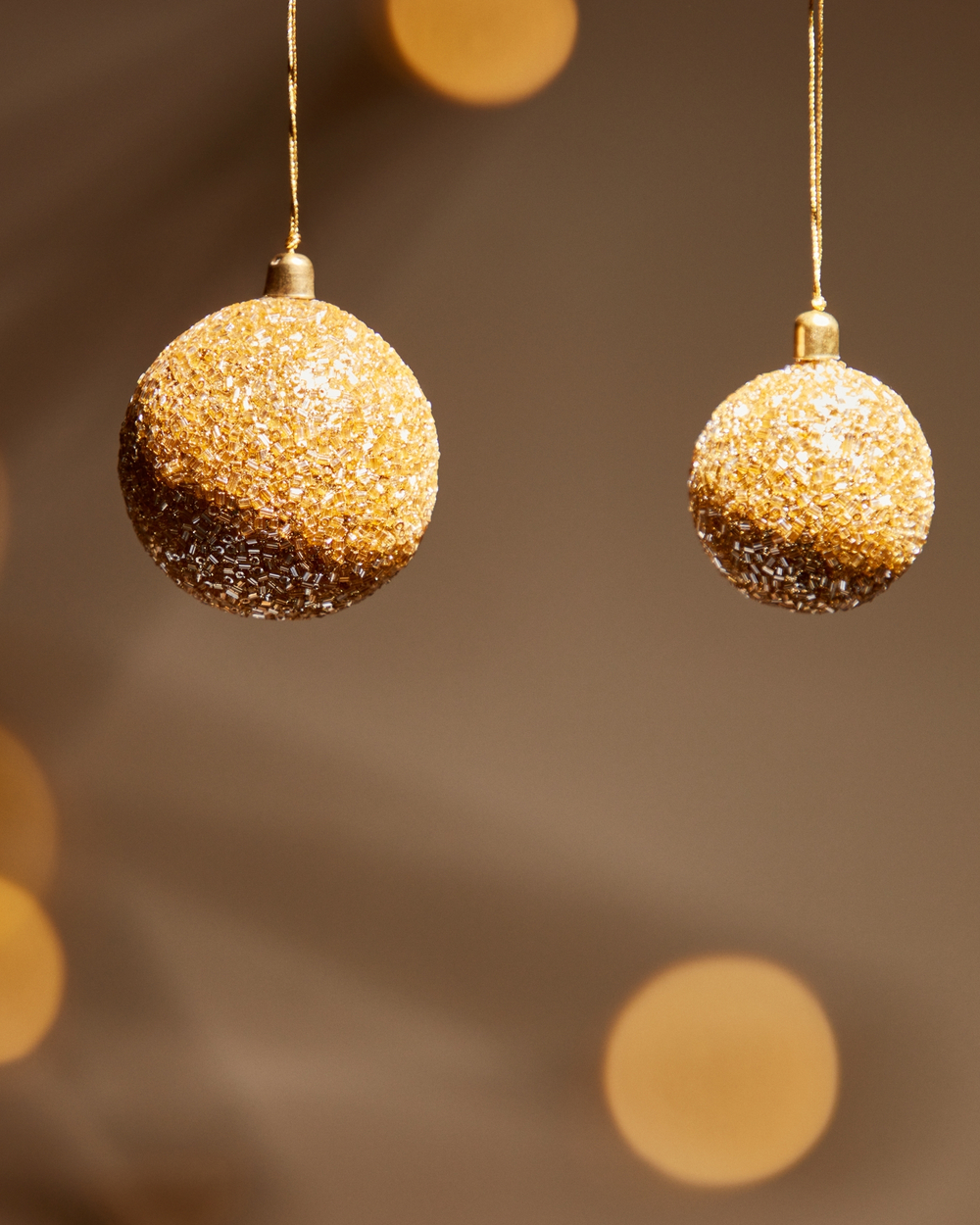 Набор Briam из 3 маленьких золотых декоративных подвесок-шариков