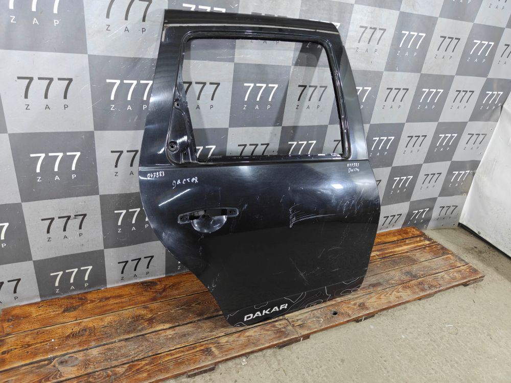 Дверь задняя правая Renault Duster 1 10-21 Б/У Оригинал 821007807R
