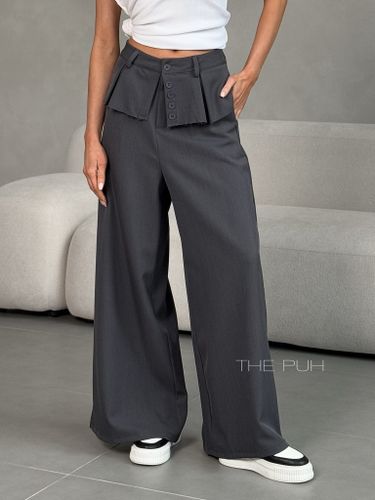 Серые женские брюки с баской