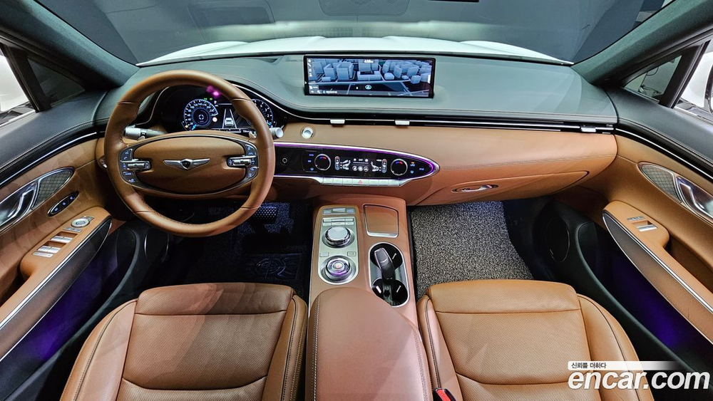 Genesis GV70 2.5T Бензин 2WD (10.2022)