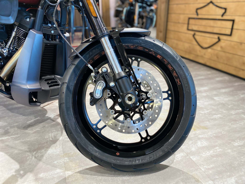 Harley-Davidson® Softail® FXDR™ 114