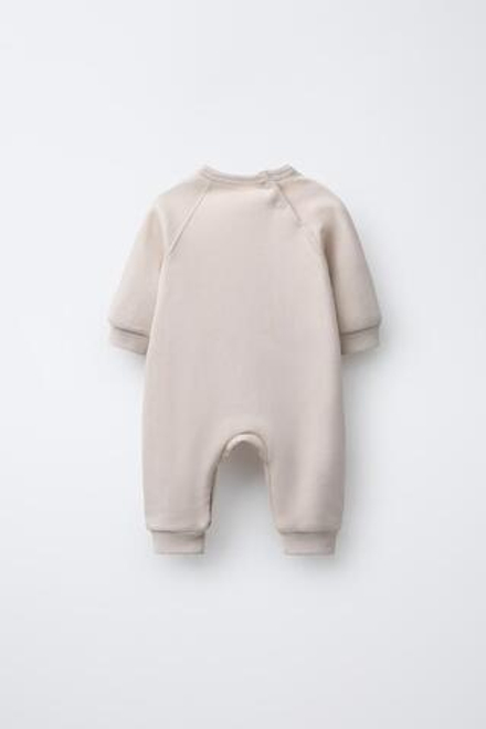 ZARA КОМБИНЕЗОН ИЗ ФЛИСА С ВЫШИВКОЙ «МЕДВЕДЬ», ЭКРЮ