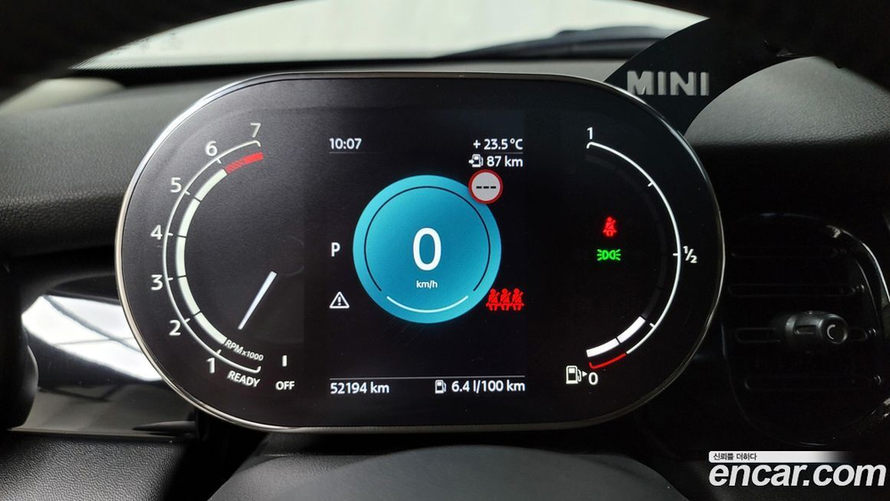 Mini Cooper 5 дверей Classic Plus (02.2022)