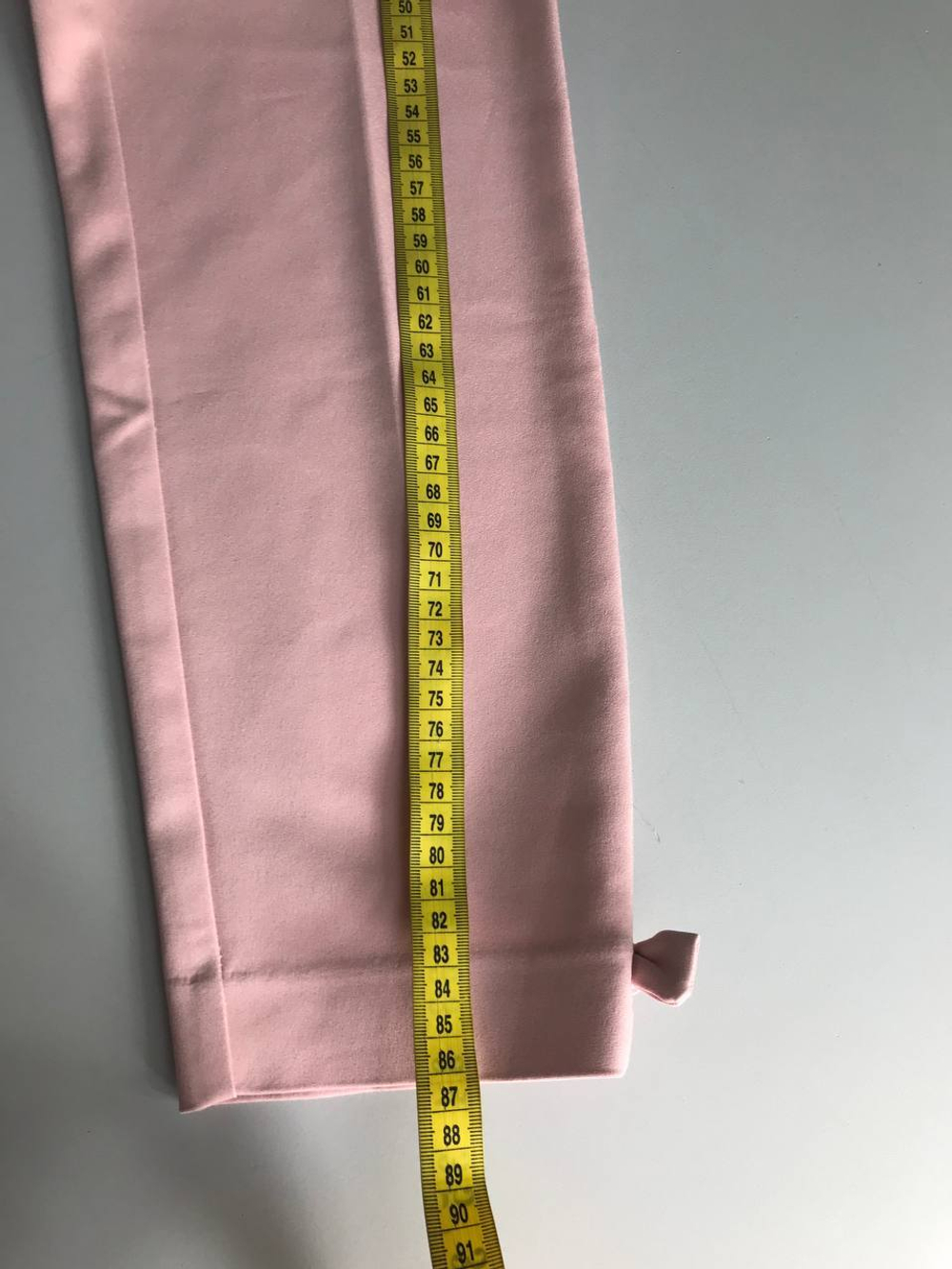 Брюки Mohito красивого цвета, маркировка 36, визуально на 42 размер