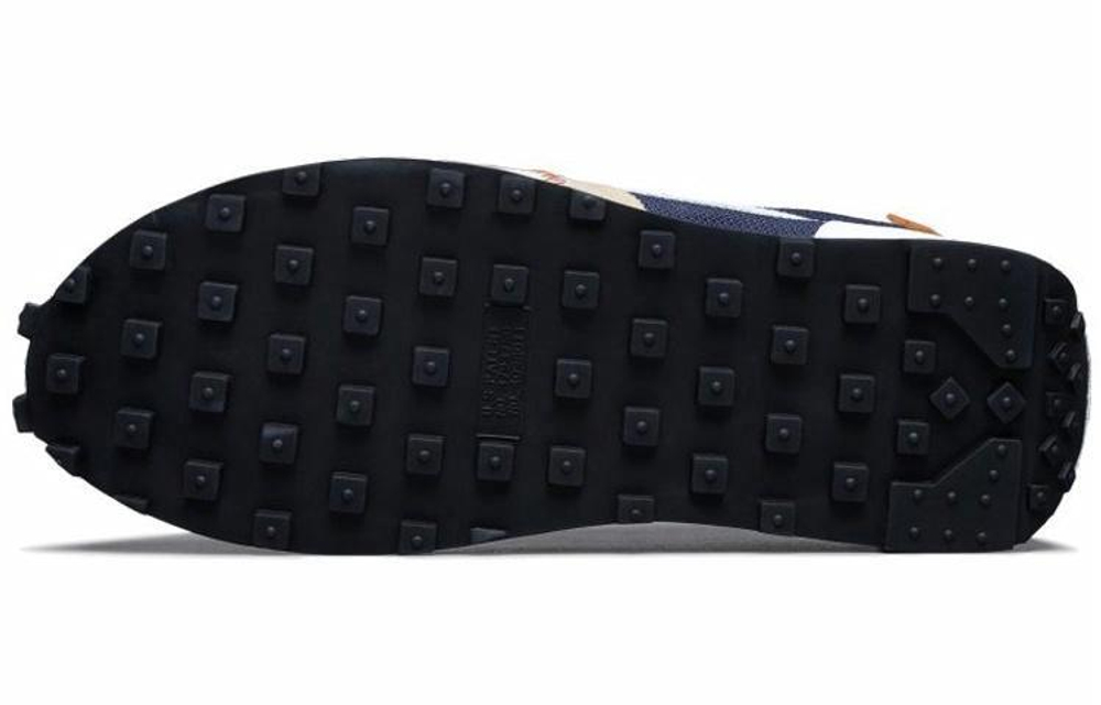 Кроссовки Nike Daybreak Type
