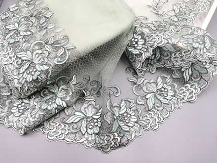 Вышивка на сетке, ПРАВАЯ, 23 см, светло-зеленый, (Артикул: VS-1030), м