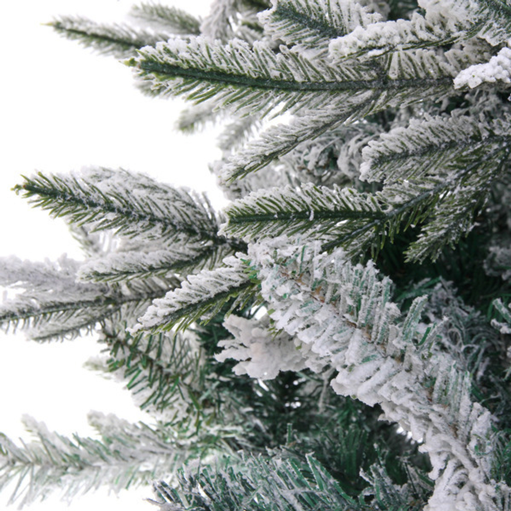 Ёлка «Сибирская вьюга» 210 см, ПВХ, резина (900 веток)