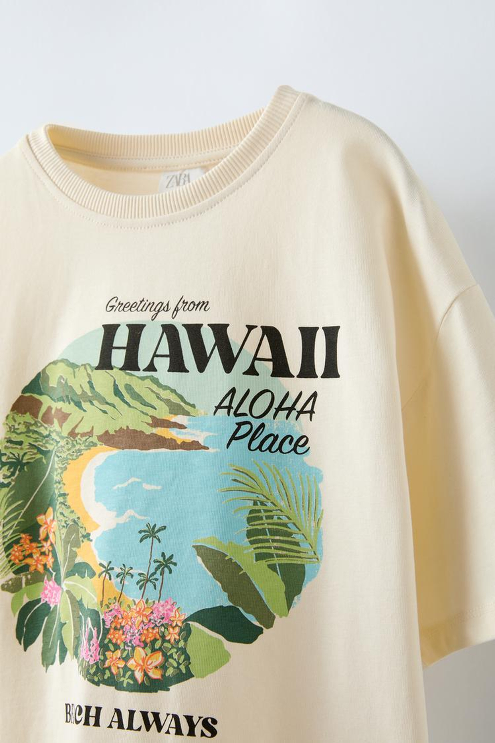 ZARA ФУТБОЛКА С ПРИНТОМ «ГАВАЙИ», ЭКРЮ