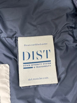 Пуховик Moncler