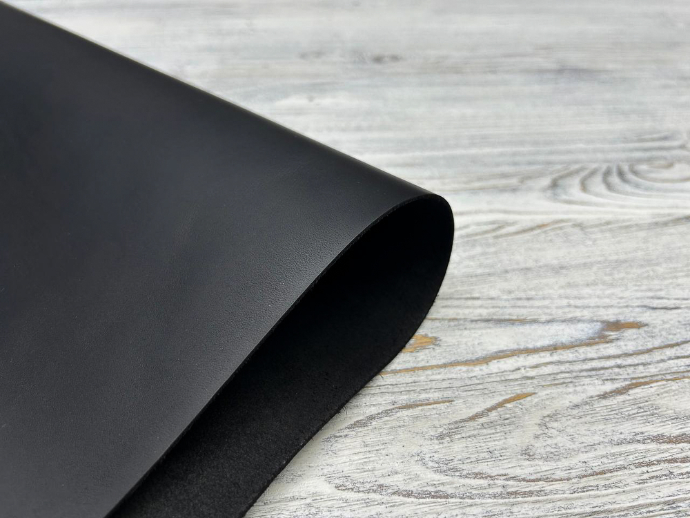 Boolwing Matt Nero (1,8-2,0мм), цв. Черный, натуральная кожа