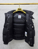 Пуховик Moncler