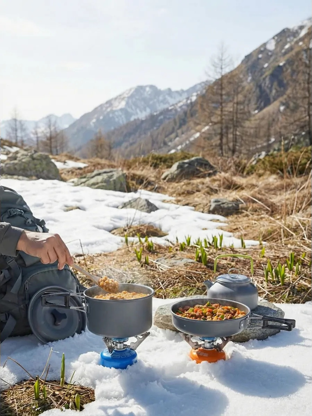 Набор посуды туристический с фонариком черный