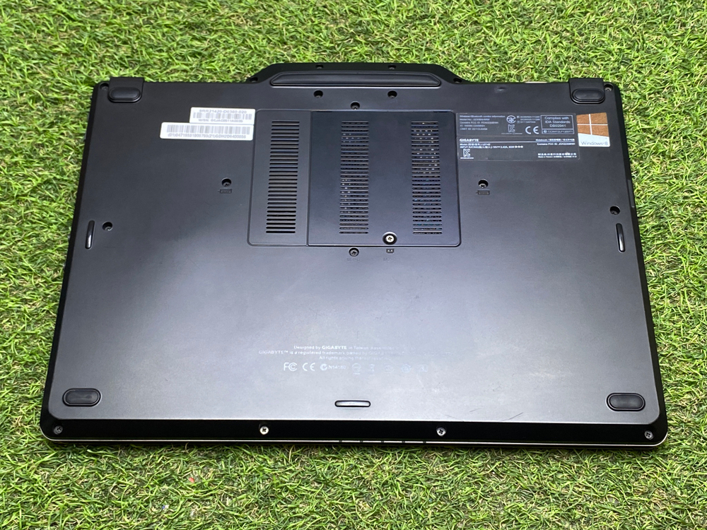 Ноутбук GigaByte 11.6' i5-3337U/8GB/500GB/ U2142 Работает от сети