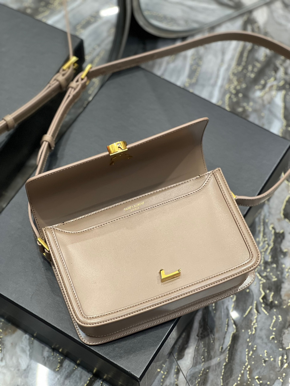 Saint Laurent Solferino 23 cm