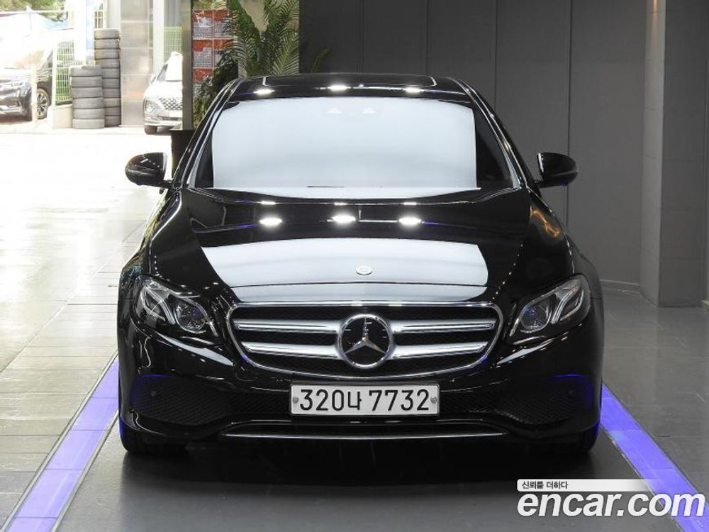 Mercedes-Benz E-Class W213 E300 Avangarde (12.2019)