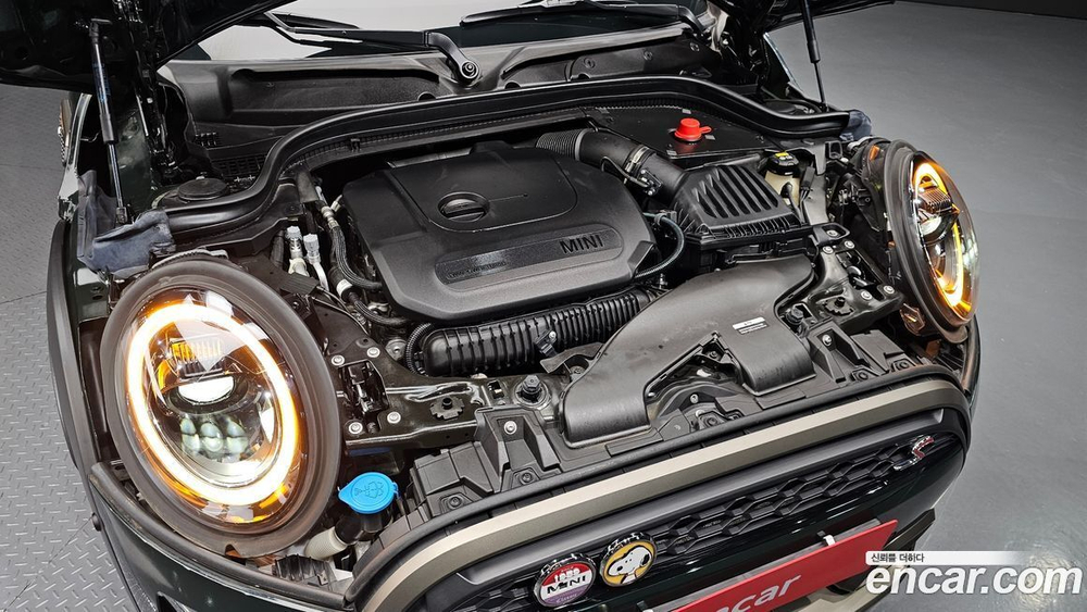 Mini Cooper S 5 даерей Resolute Editions (09.2022)