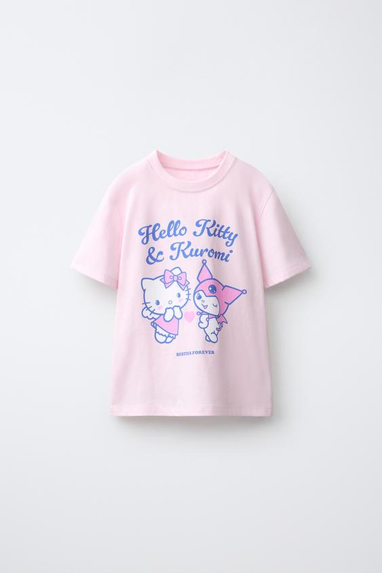 ZARA ФУТБОЛКА HELLO KITTY И KUROMI ©, РОЗОВЫЙ
