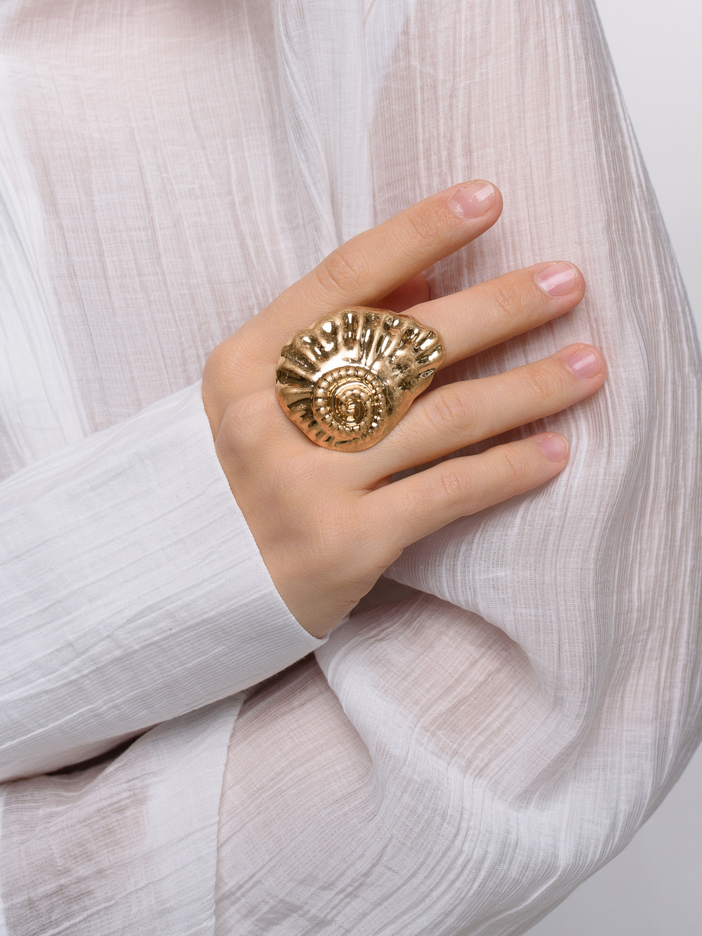 Кольцо "Large shell" Gold