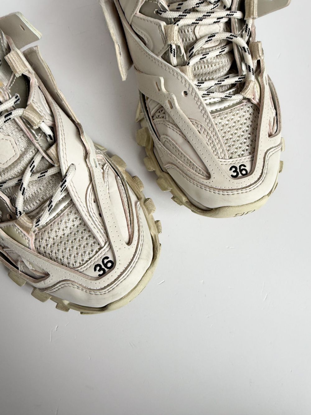 Кожаные кроссовки Balenciaga, 36