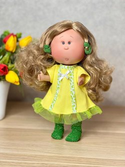 Кукла Nines виниловая 30см MIA в пакете (3000M2A)