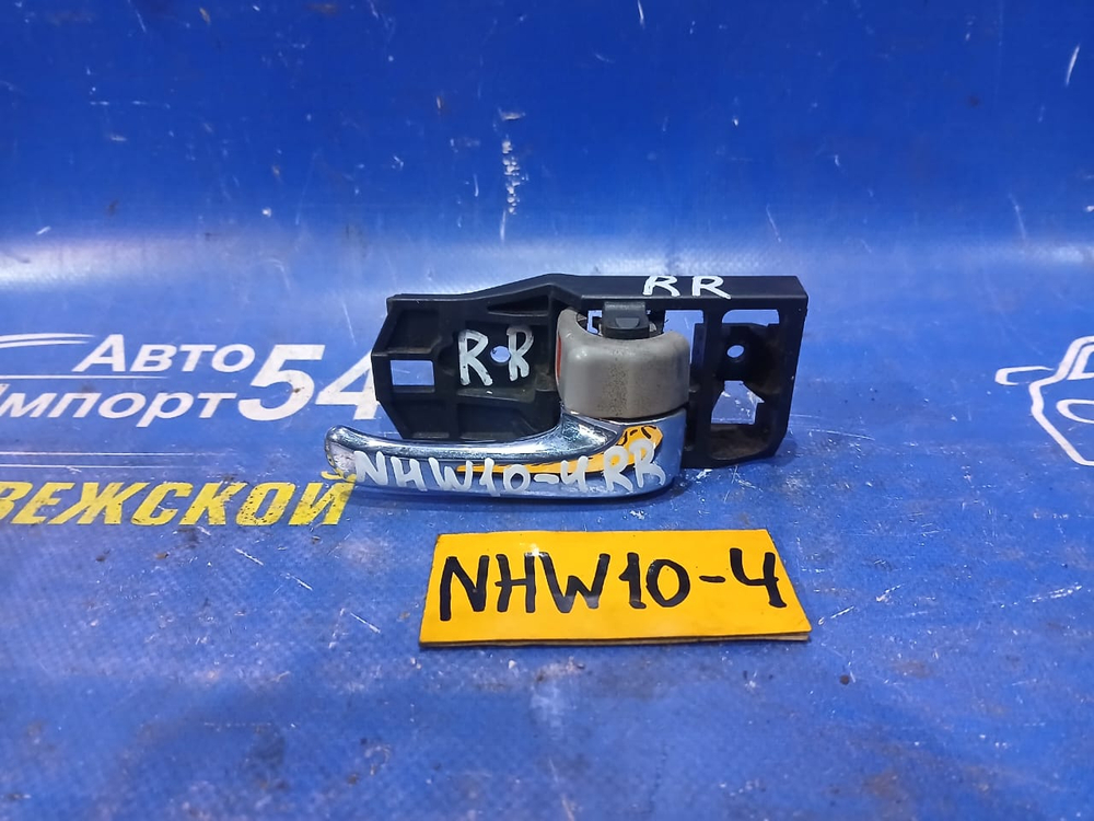 Ручка двери задней правой салонная TOYOTA PRIUS 1998