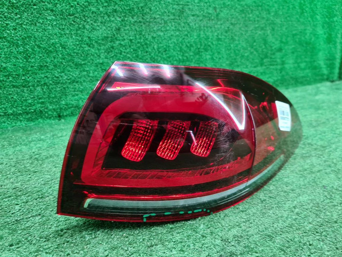 Фонарь правый внешний Mercedes GLE V167 (18-24)