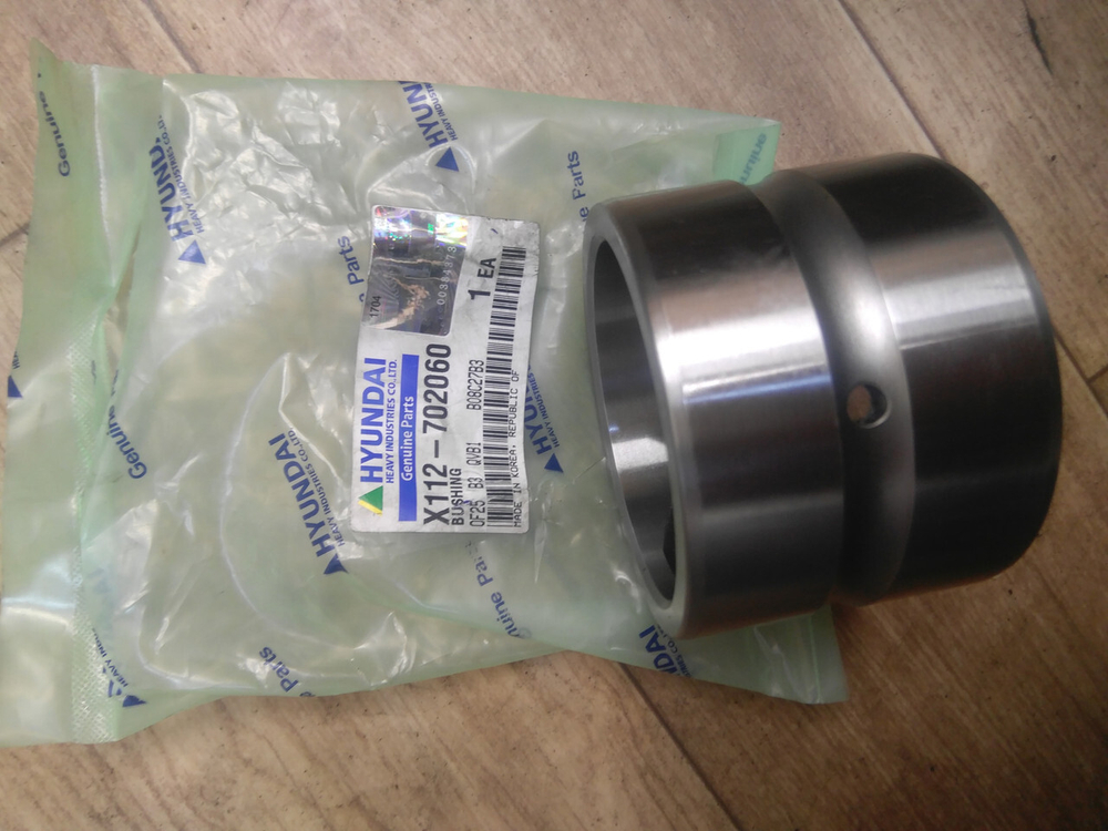 Втулка X112-702060