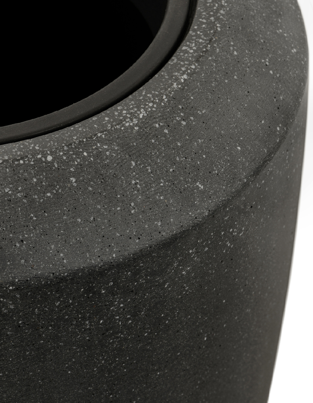 хххКашпо TREEZ Effectory Quartz Высокий конус Design Чёрный кварц д-46, в-90 см 1/1 41.33-14-22-088-BLQ-090