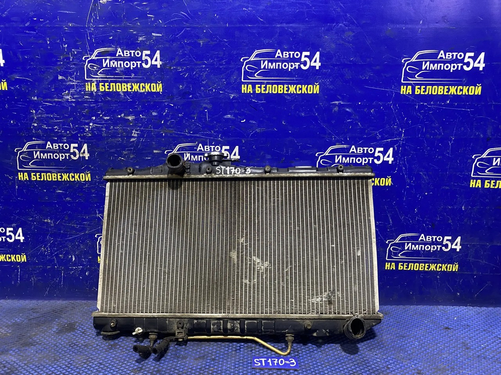 Радиатор двигателя TOYOTA CORONA 1990