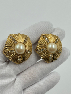 Клипсы с «жемчугом» и кристаллами