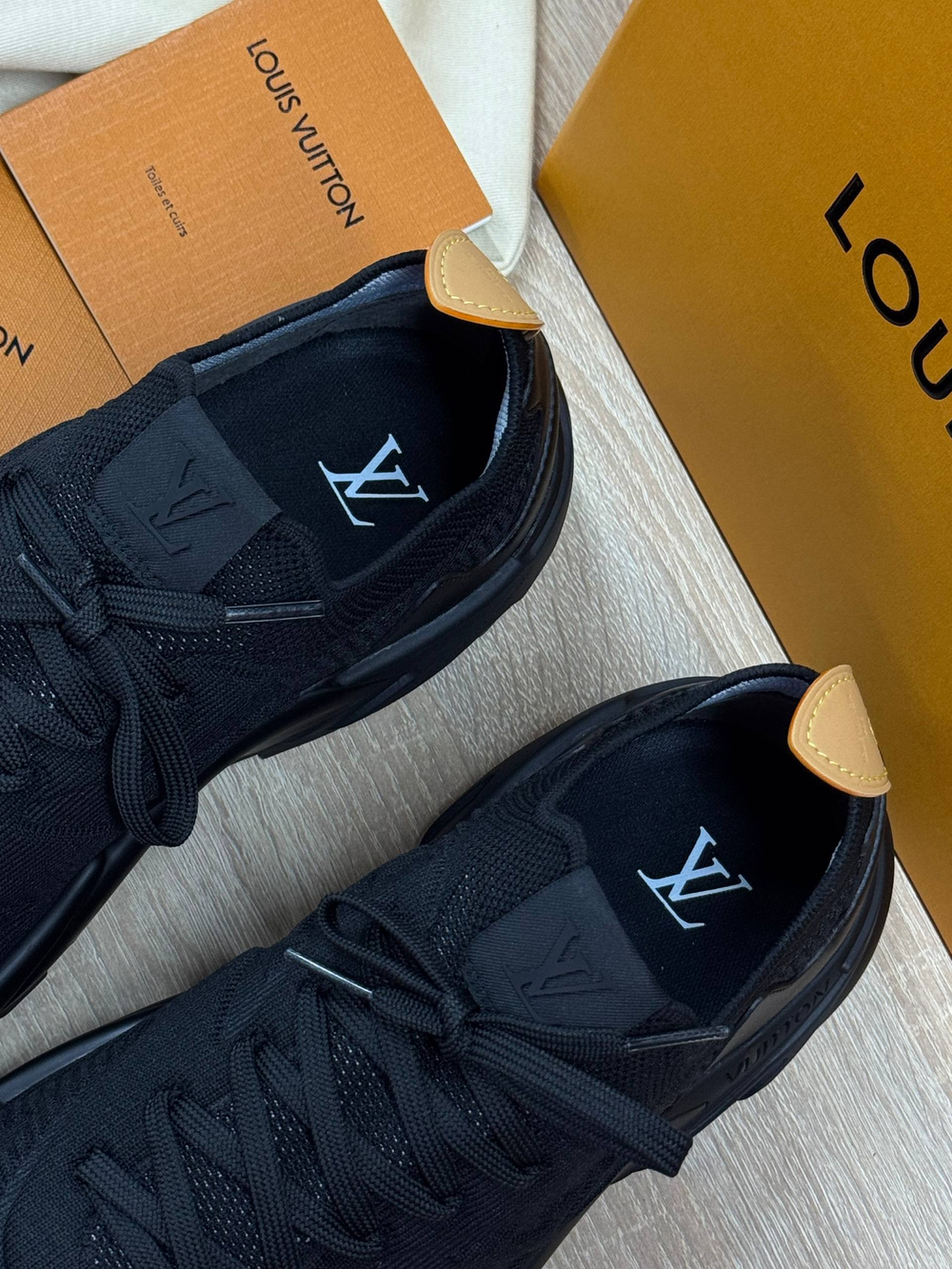 Кроссовки Louis Vuitton