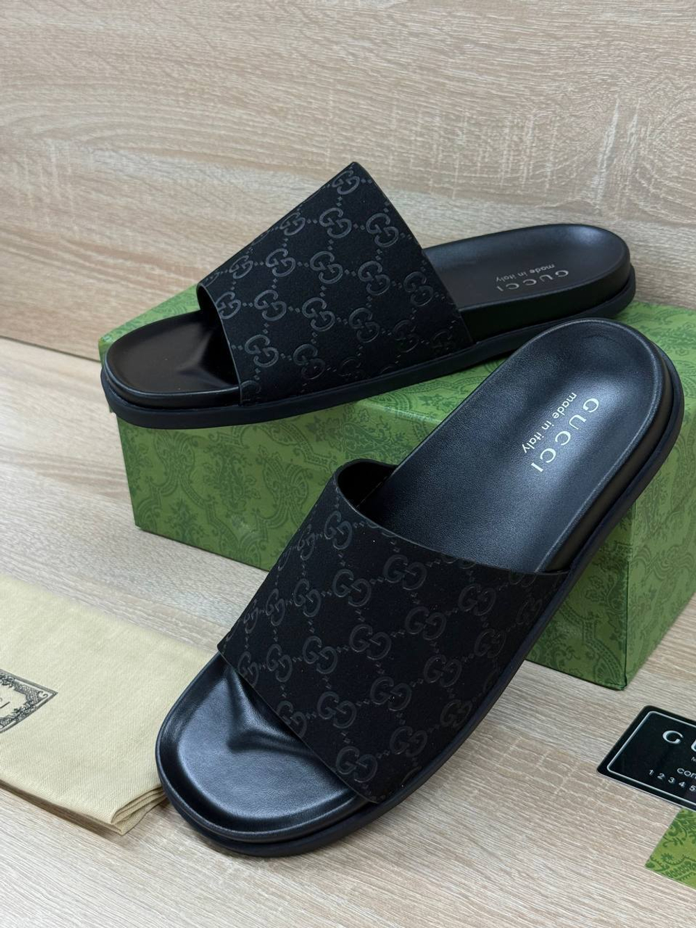Шлепанцы Gucci