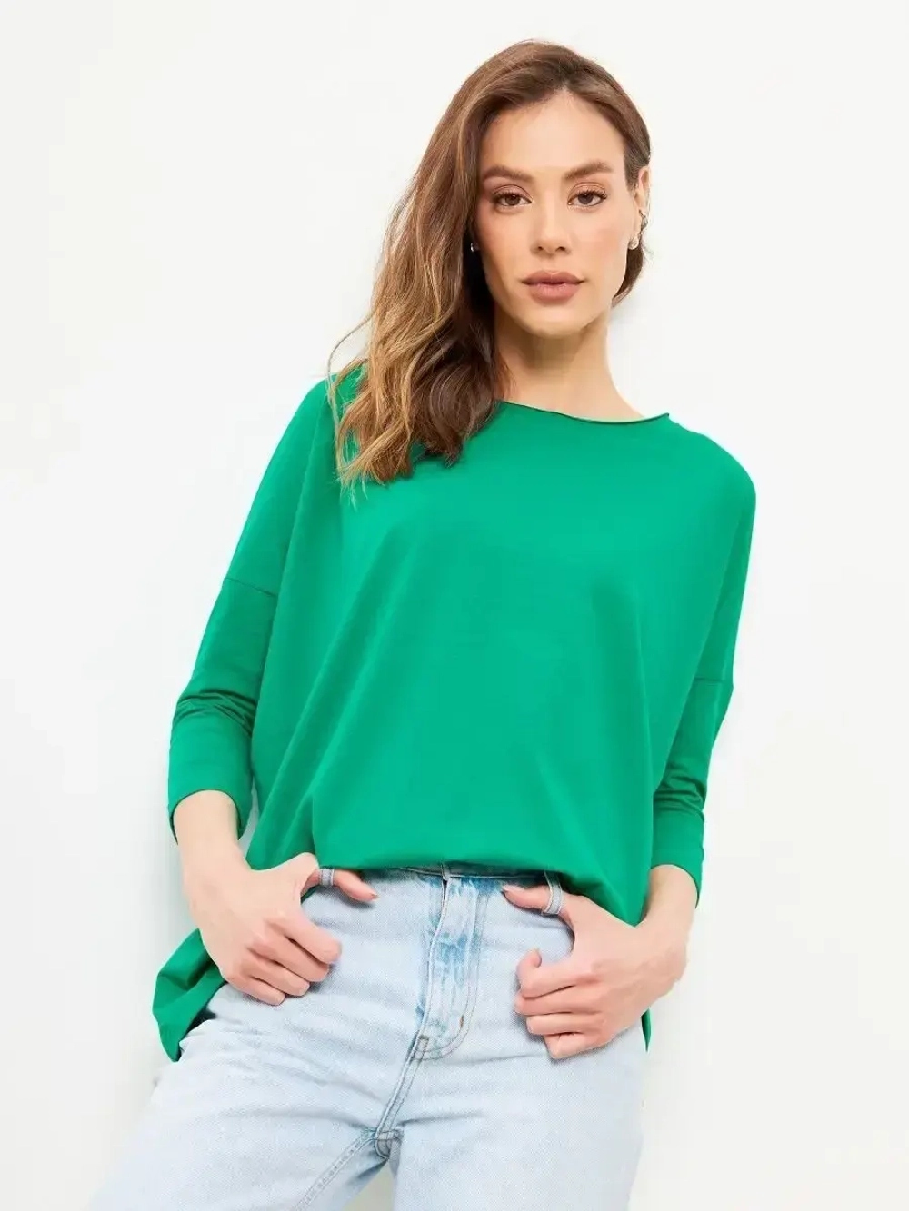 Лонгслив оверсайз с рукавом 3/4 зеленый